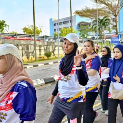 10000 Langkah 19