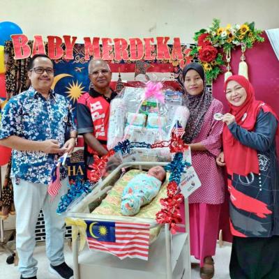 Bayi Merdeka 12